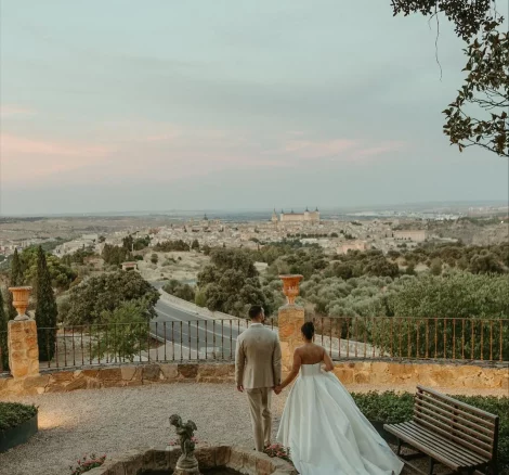 Image of couple at wedding venue Cigarral de las Mercedes