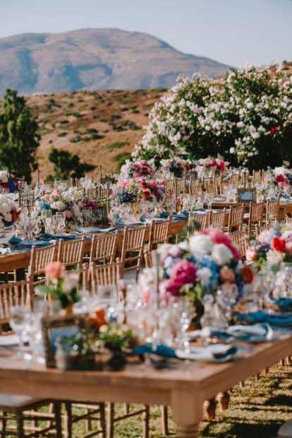 wedding tables with mountains