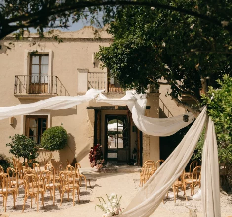 Image of wedding ceremony at wedding venue Casa La Siesta
