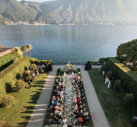 wedding ceremony at wedding venue villa balbiano in lake como Italy