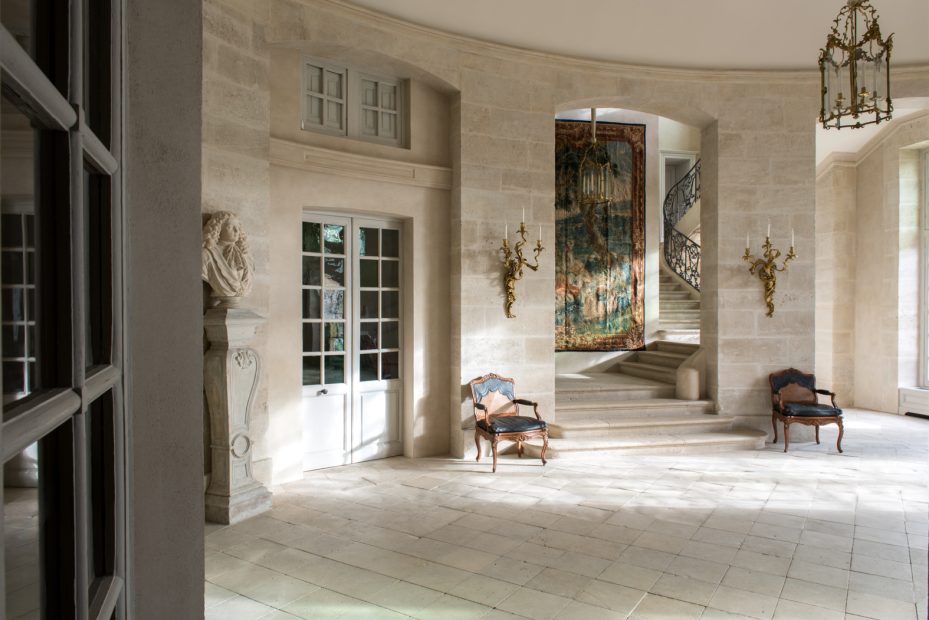 Photograph of the interior of stunning French wedding venue, Château de Villette