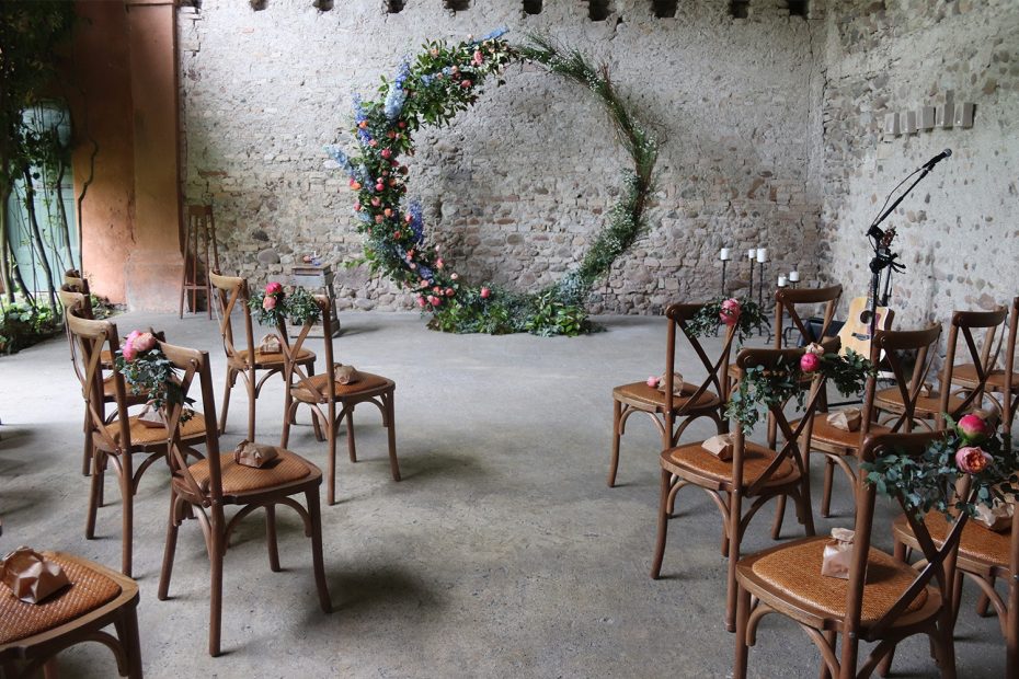 indoor ceremony at Italian wedding venue convento dell'Annunciata