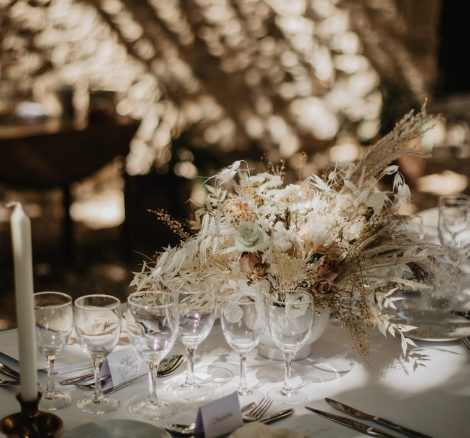 wedding table scape at French wedding venue le Petit Roulet