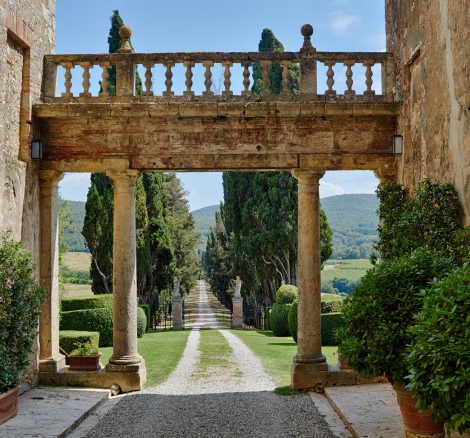 entryway at wedding venue in Tuscany Italy Borgo Stomennano