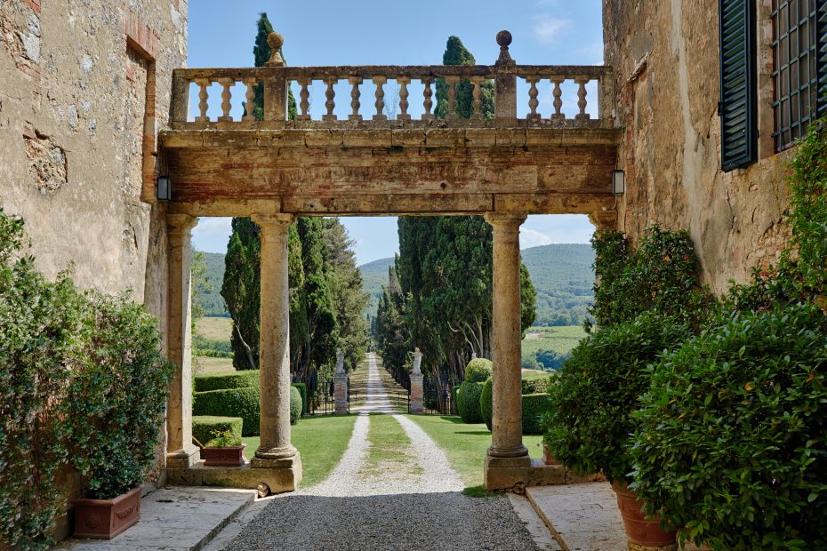 entryway at wedding venue in Tuscany Italy Borgo Stomennano