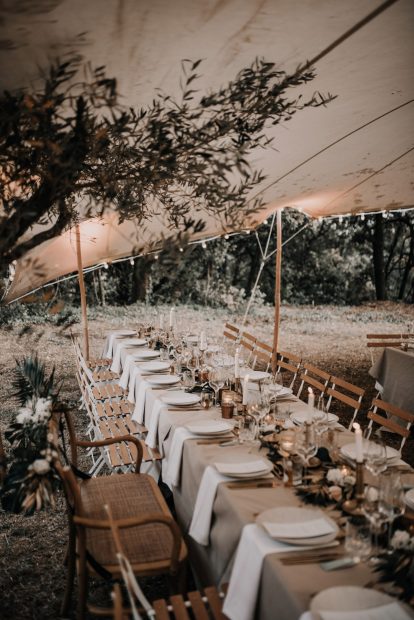 rustic wedding at wedding venue in france provence le domaine du rey