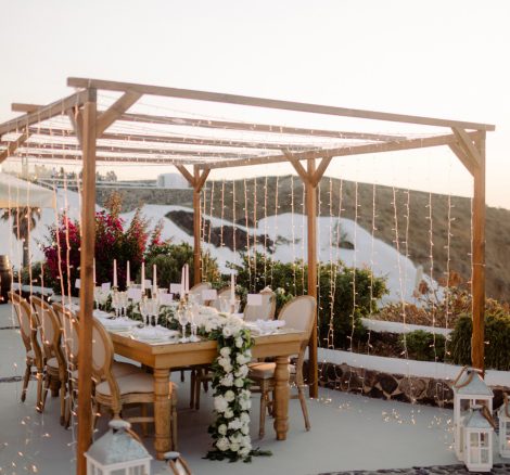 wedding tables at wedding venue in Santorini venetsanos winery
