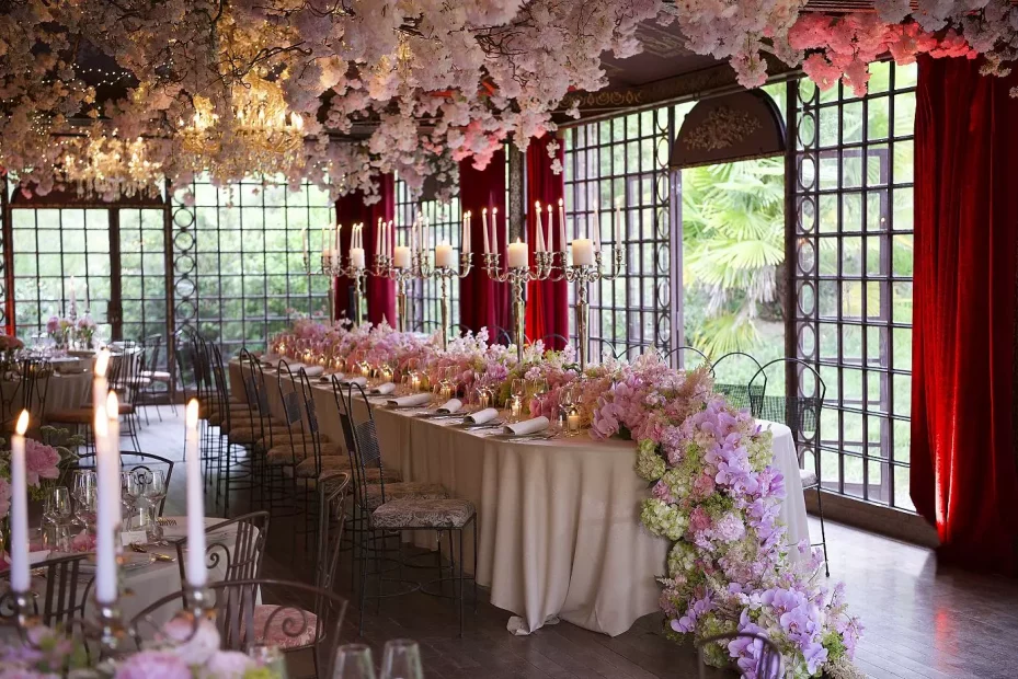 opulent wedding with pink flowers at chateau wedding venue in france chateau de vallery
