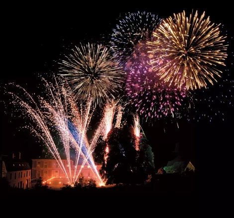 fireworks display at a wedding at chateau wedding venue in france chateau de vallery