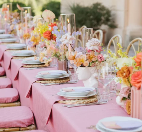 wedding table pink and orange and yellow at wedding venue in tuscany villa lena