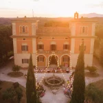 wedding at wedding venue in tuscany villa lena