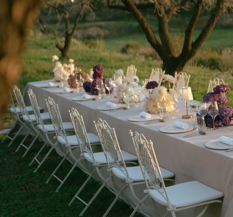 Image of table and chairs at wedding venue Masia Cabellut, Spain