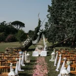 Image of wedding aisle at wedding venue Castello del Capitano delle Artiglierie