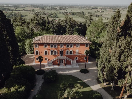 Main House at Wedding Venue Relais Roncolo 1888, Italy