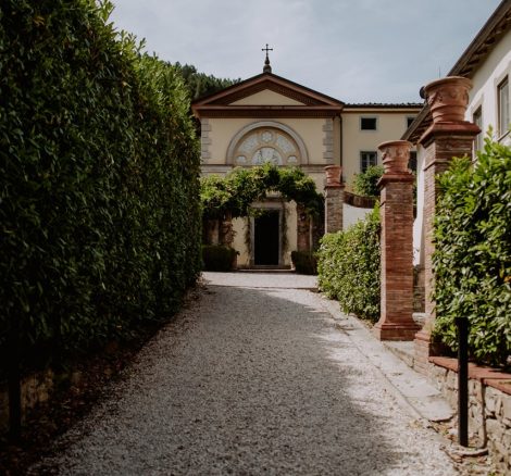 Image of chapel at wedding venue Villa Michaela