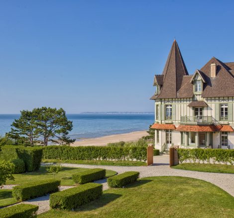 Abbaye Deauville wedding venue in Normandie France
