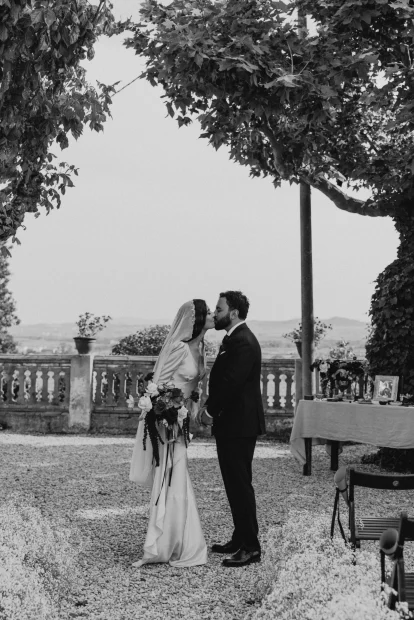 Image of married couple at wedding venue Mas Palou