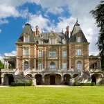 Image of Chateau at wedding venye Chateau Bouffemont