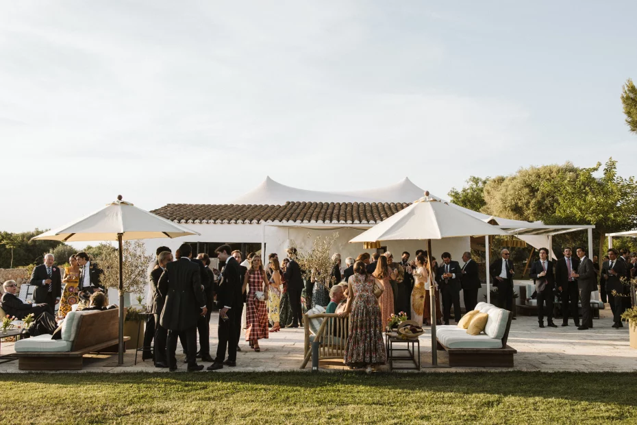 Guests outside at wedding venue Amagatay Menorca