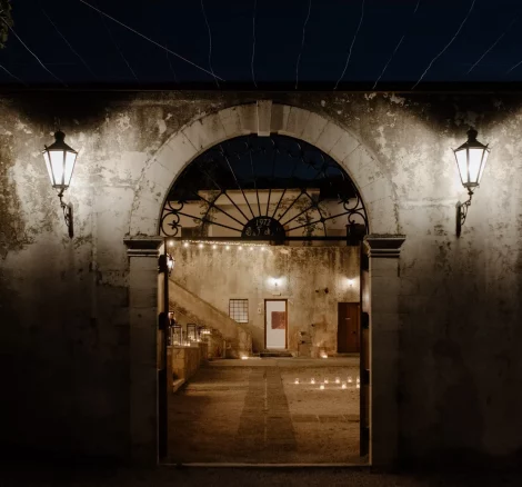 Entrance to wedding venue Metohi Istoria, Crete