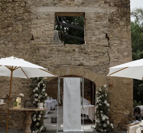 Outside area Wedding venue Chateau de Pont Bourguet