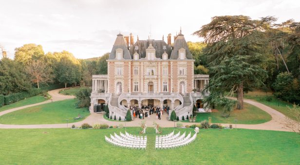 Wedding venue in Île-de-France in France, Château Bouffémont