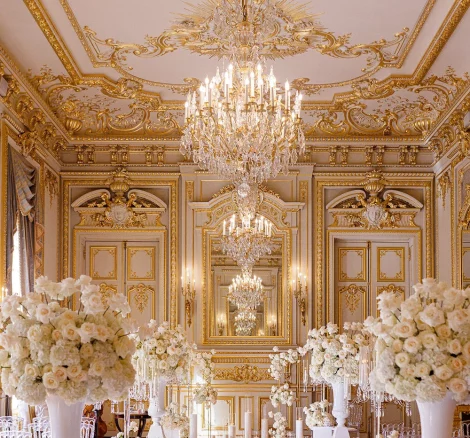 Image of wedding aisle at wedding venue shangri-la paris, France