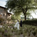 Image of couple at wedding venue Vocabolo Moscatelli, Italy
