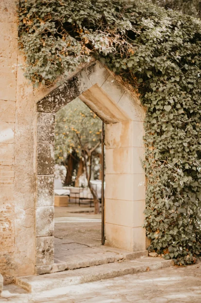 Image of archway at wedding venue Finca es Convent, Mallorca