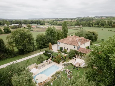 Drone shot of wedding venue Domaine Du Rodier, France