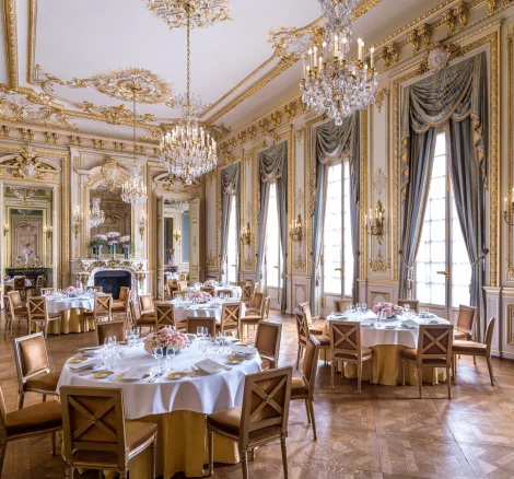 Image of Grand Salon dining room at wedding venue Shangri La Paris