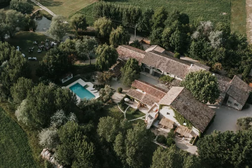 Drone shot of wedding venue Domaine du Grand Lauron