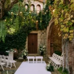 Wedding aisle at wedding venue Mas de Sant Lleí, Barcelona